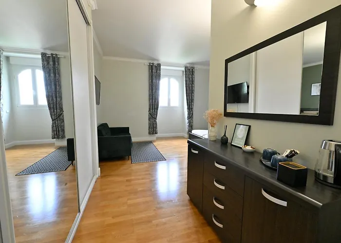 Mansart Séjour chez l'habitant Ver-sur-Launette